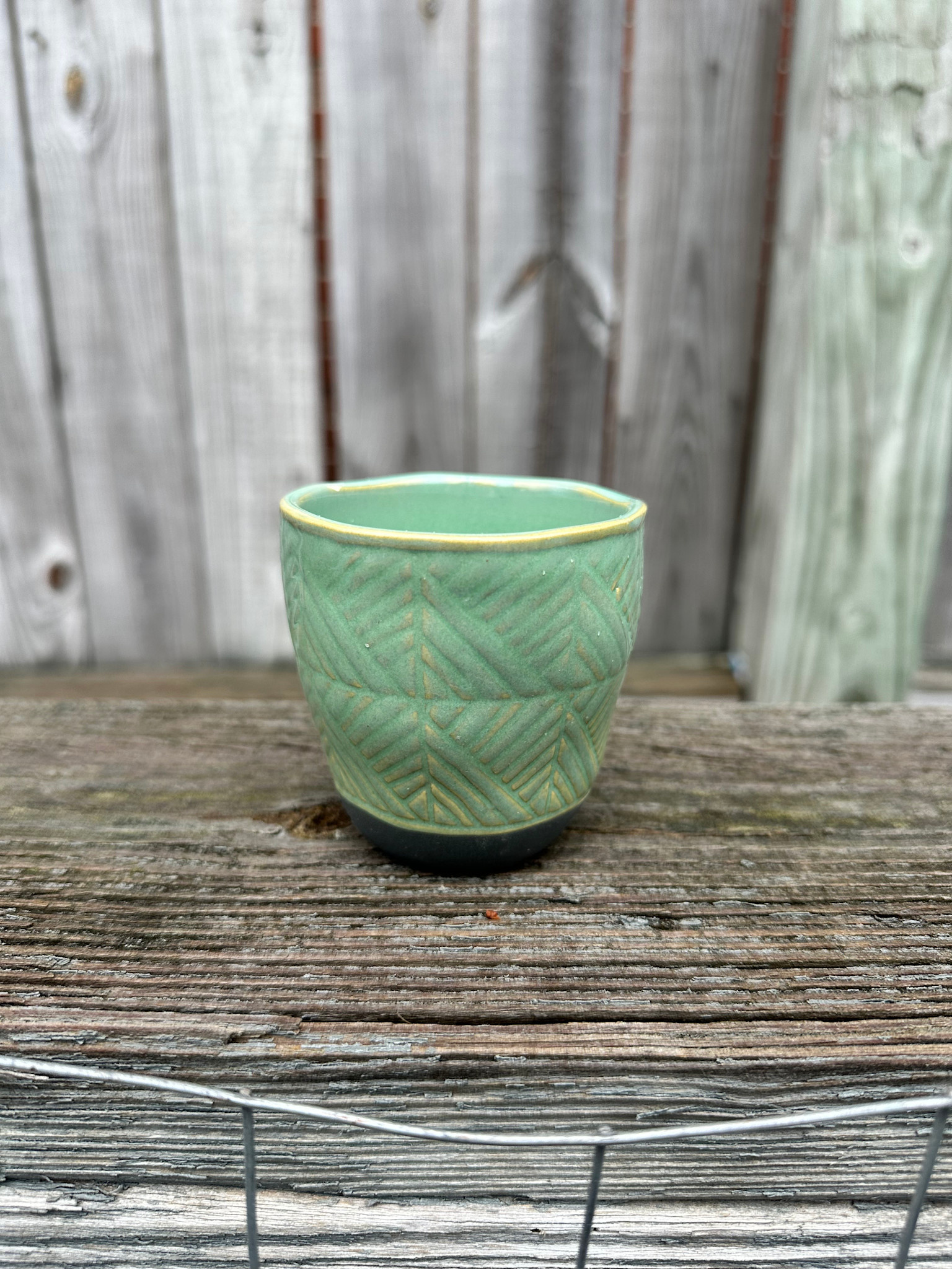 Mini Textured Pot