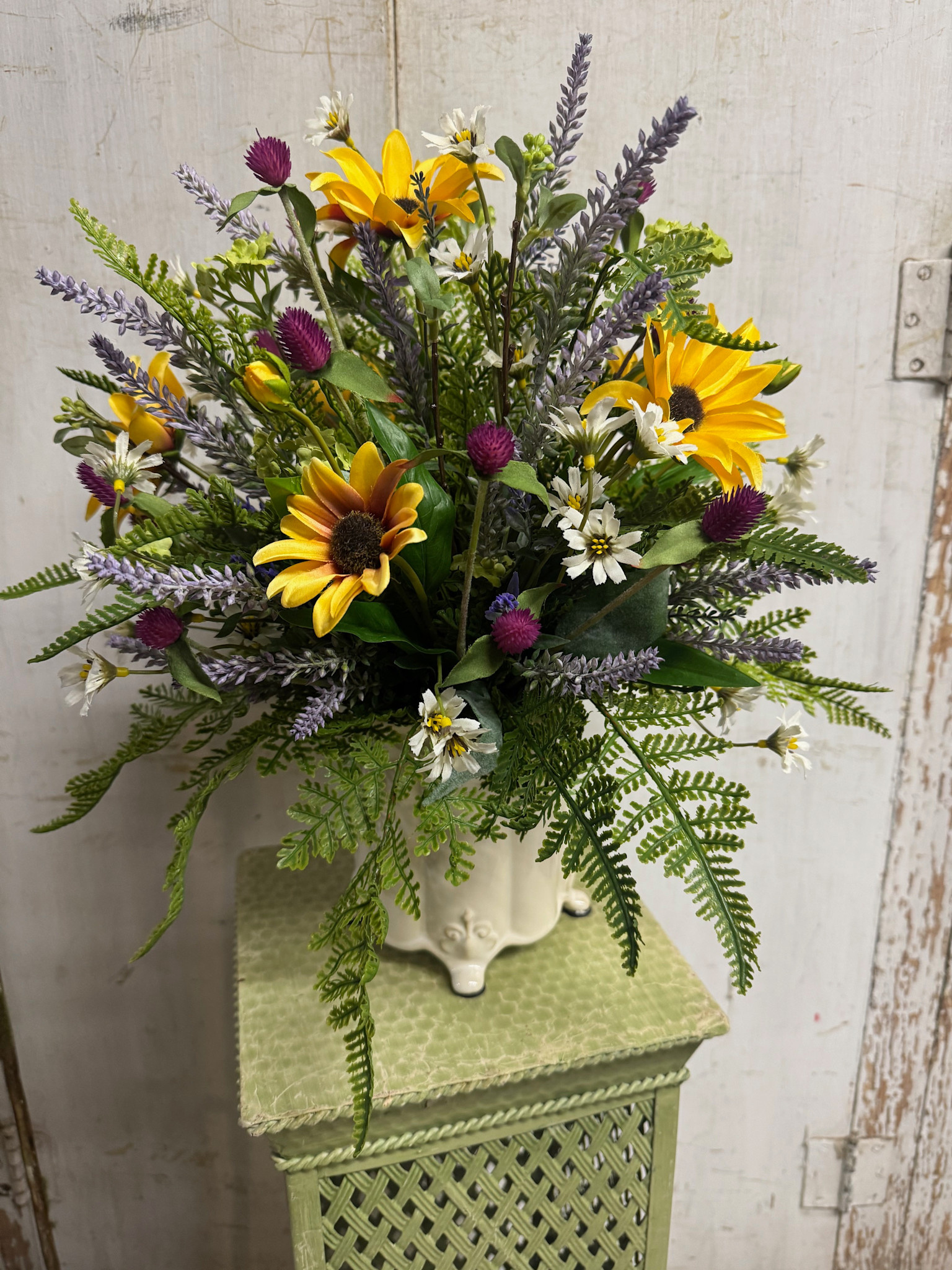 Custom Sunburst Black Eyed Susan in Scalloped Vase
