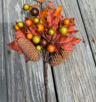 Autumn Maple Leaf Berry Pick (2-Styles)