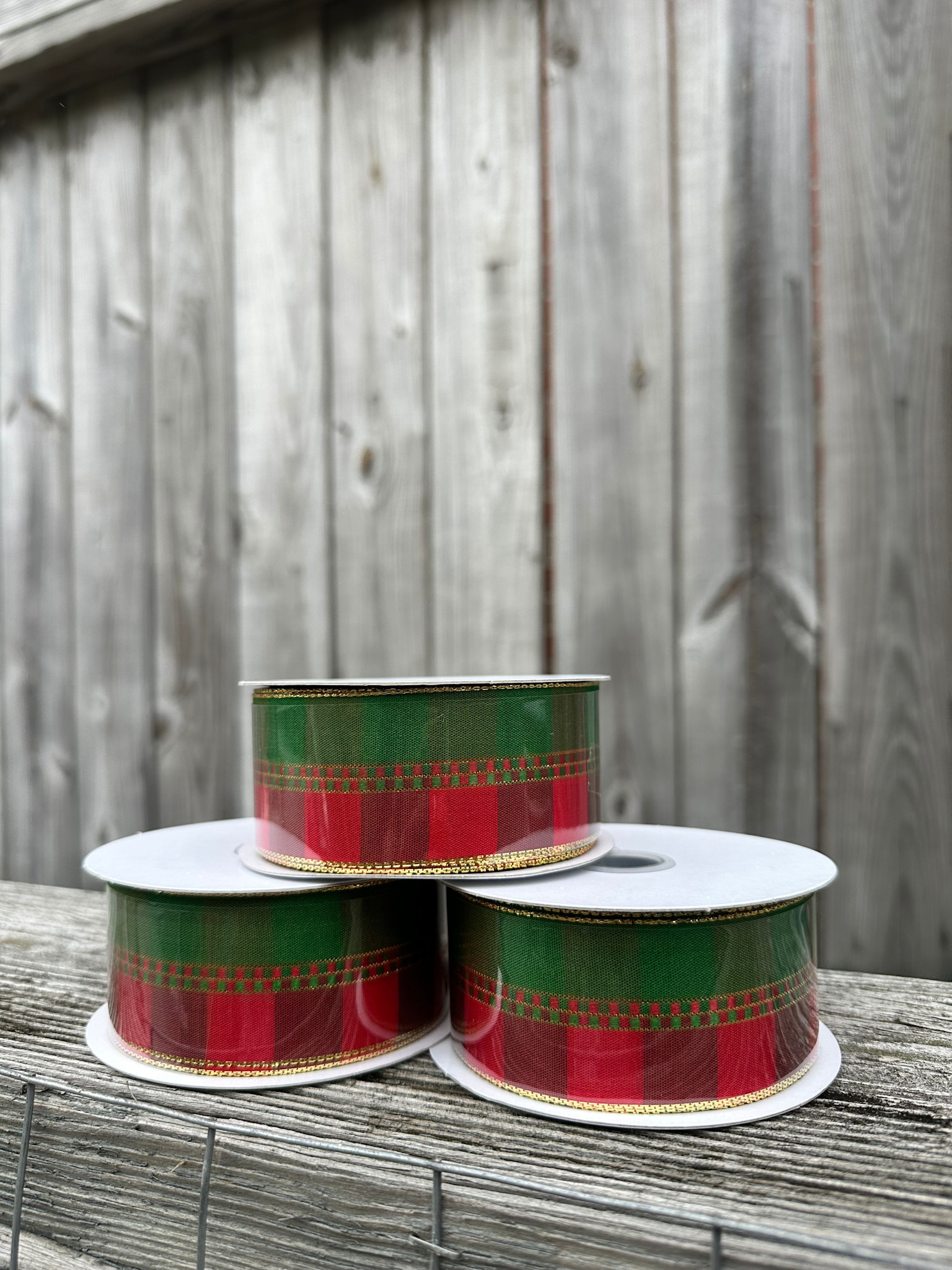 1.5'' x 10 YD Red/Green Woven RIbbon