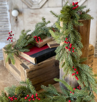 6-ft White Spruce w/ Berries Garland