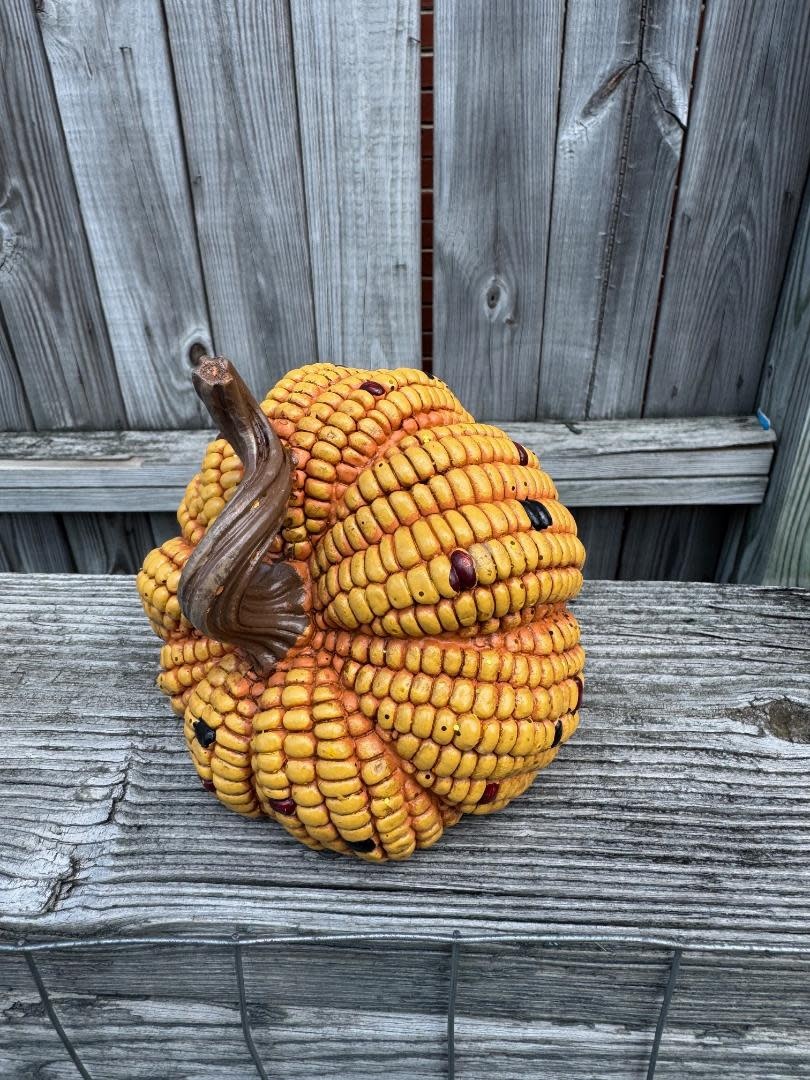 5.7" Harvest Corn Pumpkin (3-Colors)