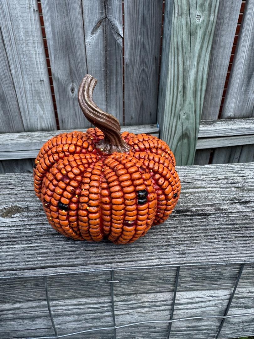 5.7" Harvest Corn Pumpkin (3-Colors)