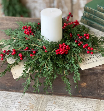 Trailing Red Berry Cedar Candle Ring