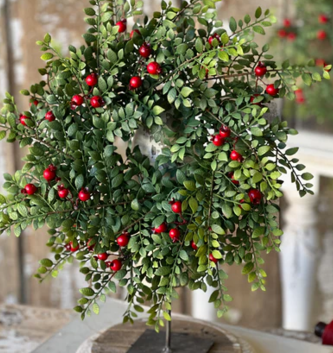 Red Berry Button Leaf Candle Ring