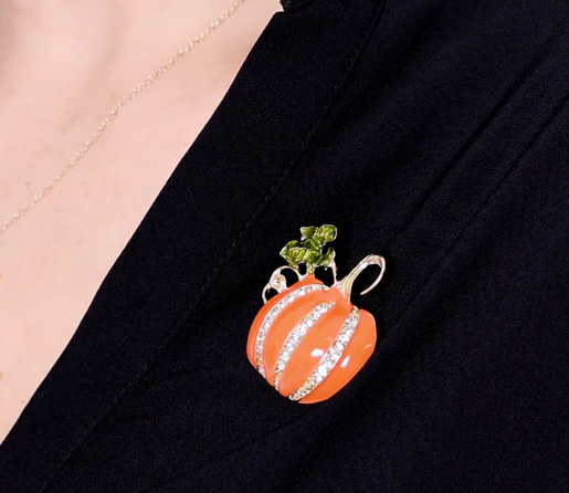 Magnetic Holiday Brooch (5-Styles)