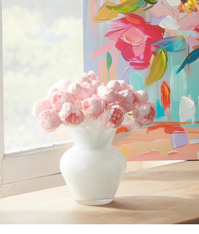 8" White Ruffle Glass Vase