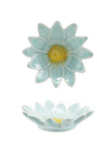 Stoneware Daisy Dish (6-Styles)
