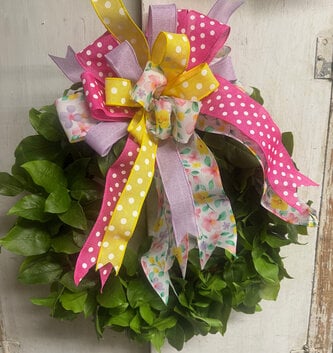 24" Salal Leaf Wreath w/ Custom Bow