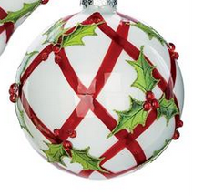 Lattice Holly Leaf Ornament