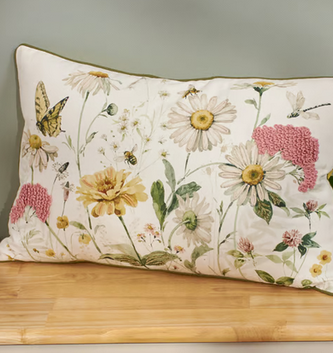 Garden on Daisies Pillow