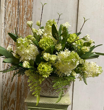 Pinnacle Hydrangea Centerpiece