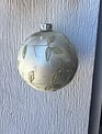 Mini Leaf Pearl Glass Ornament (2-Colors)