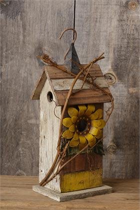 Distressed Birdhouse with Sunflower