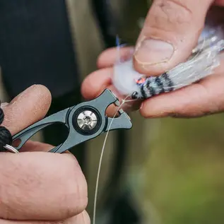 River Run Nippers w/ Lanyard