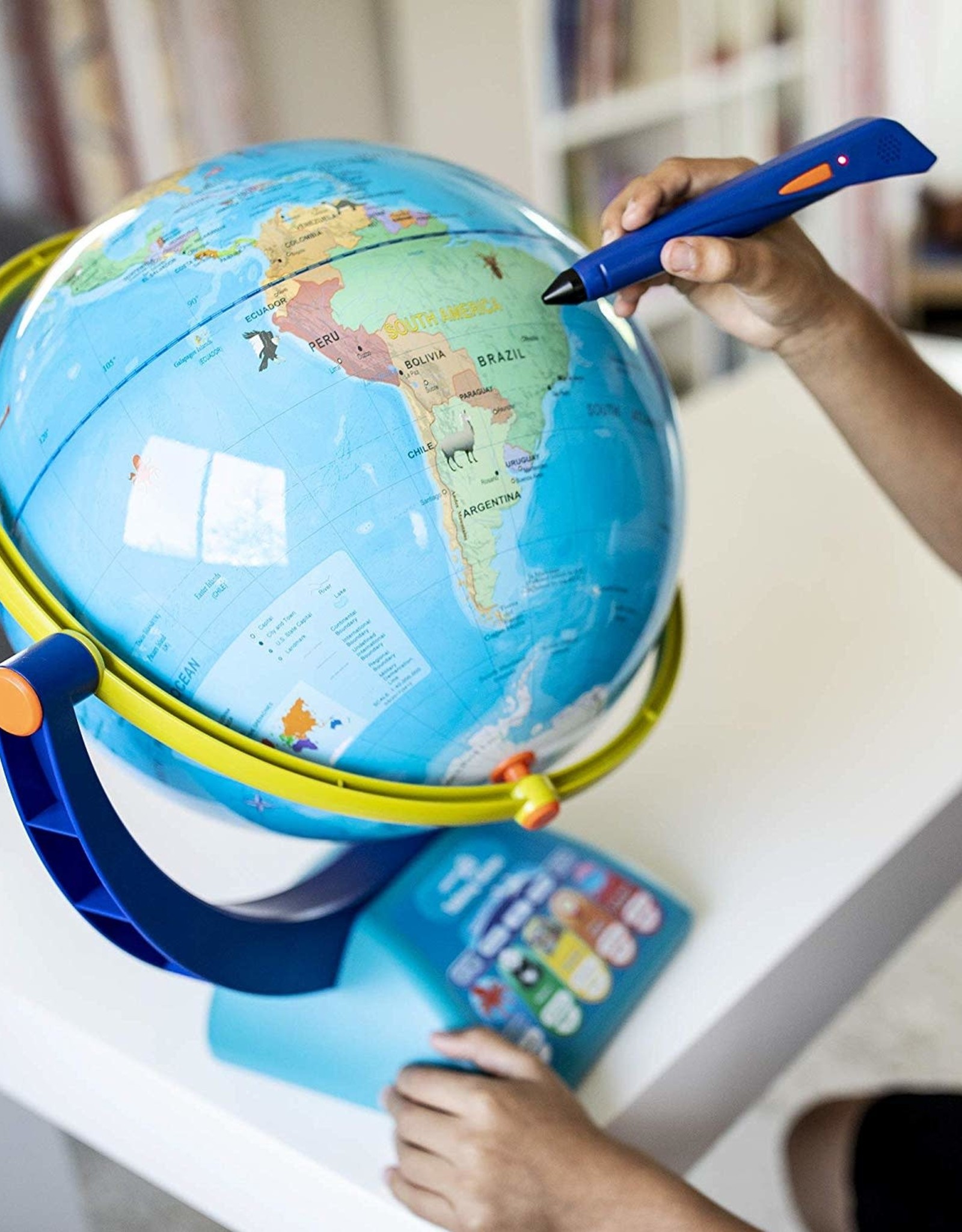 GEOSAFARI JR. TALKING GLOBE JUNIOR