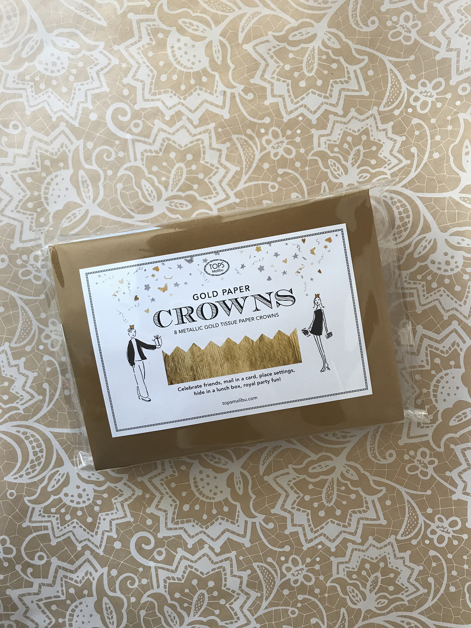 TOPS Malibu Gold Metallic Paper Crowns-1