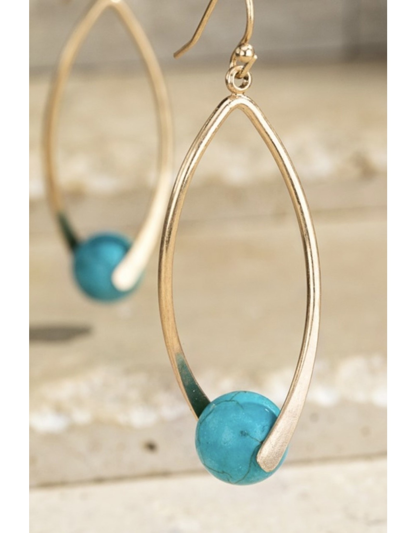 LATA Beaded natural stone earrings