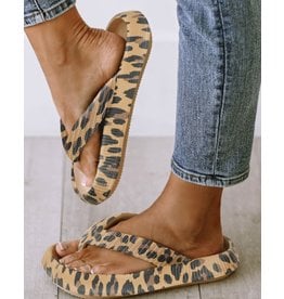 LATA Leopard flip flop