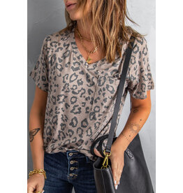 LATA Brown leopard v neck t