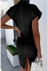 LATA Bodycon short sleeve v neck dress