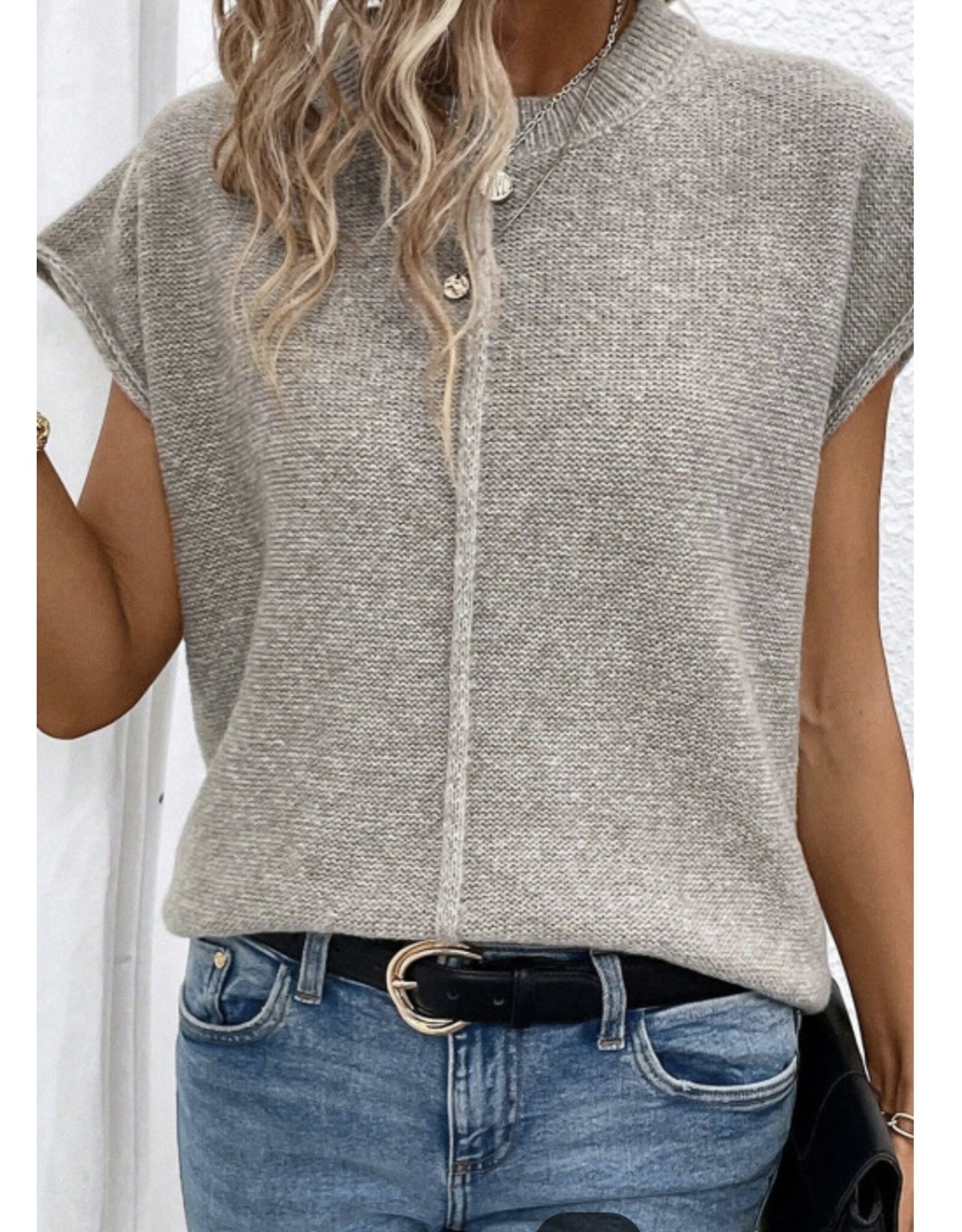 LATA Gray Center Seam S/S Sweater