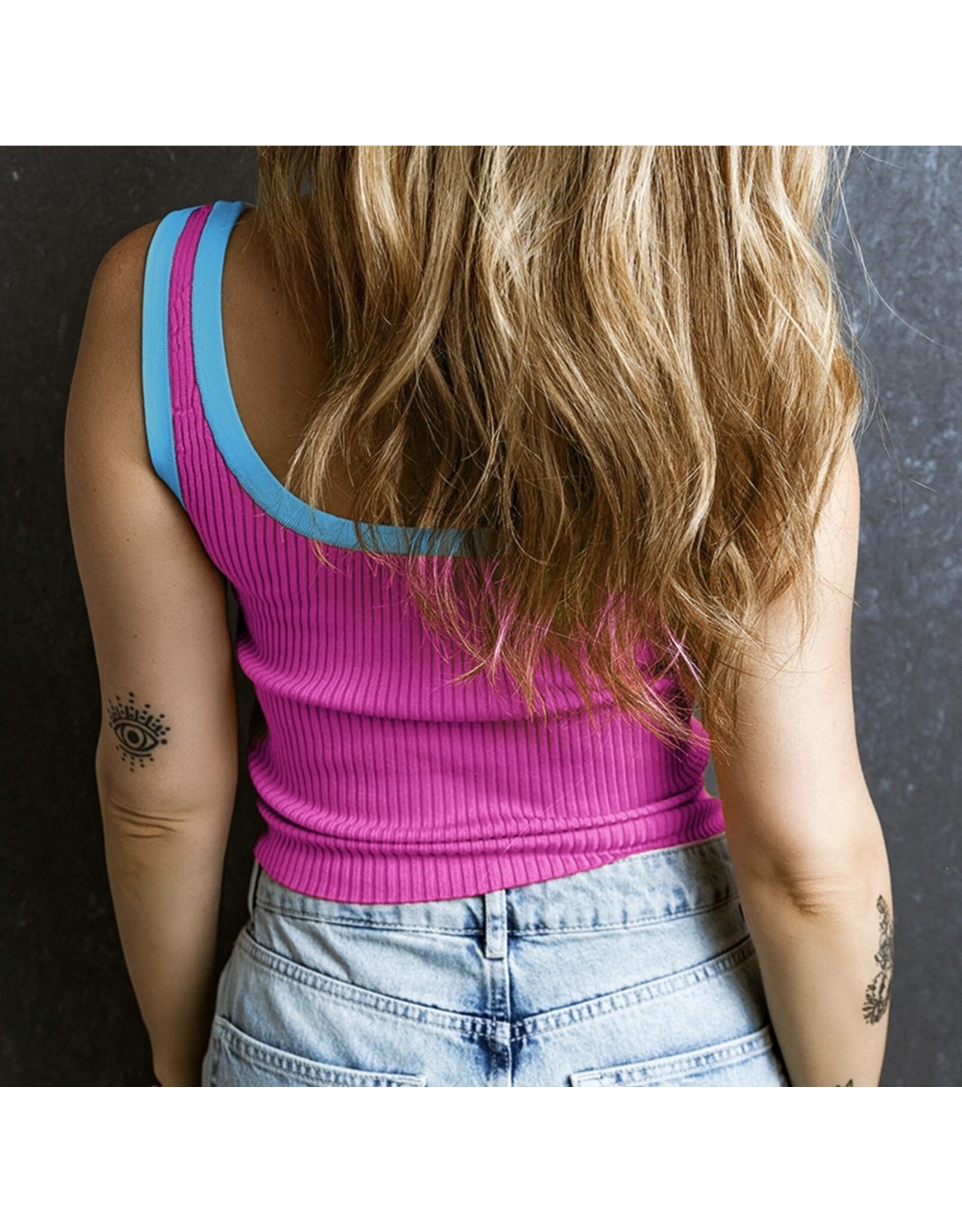 LATA Colorblock Knit U Tank Top
