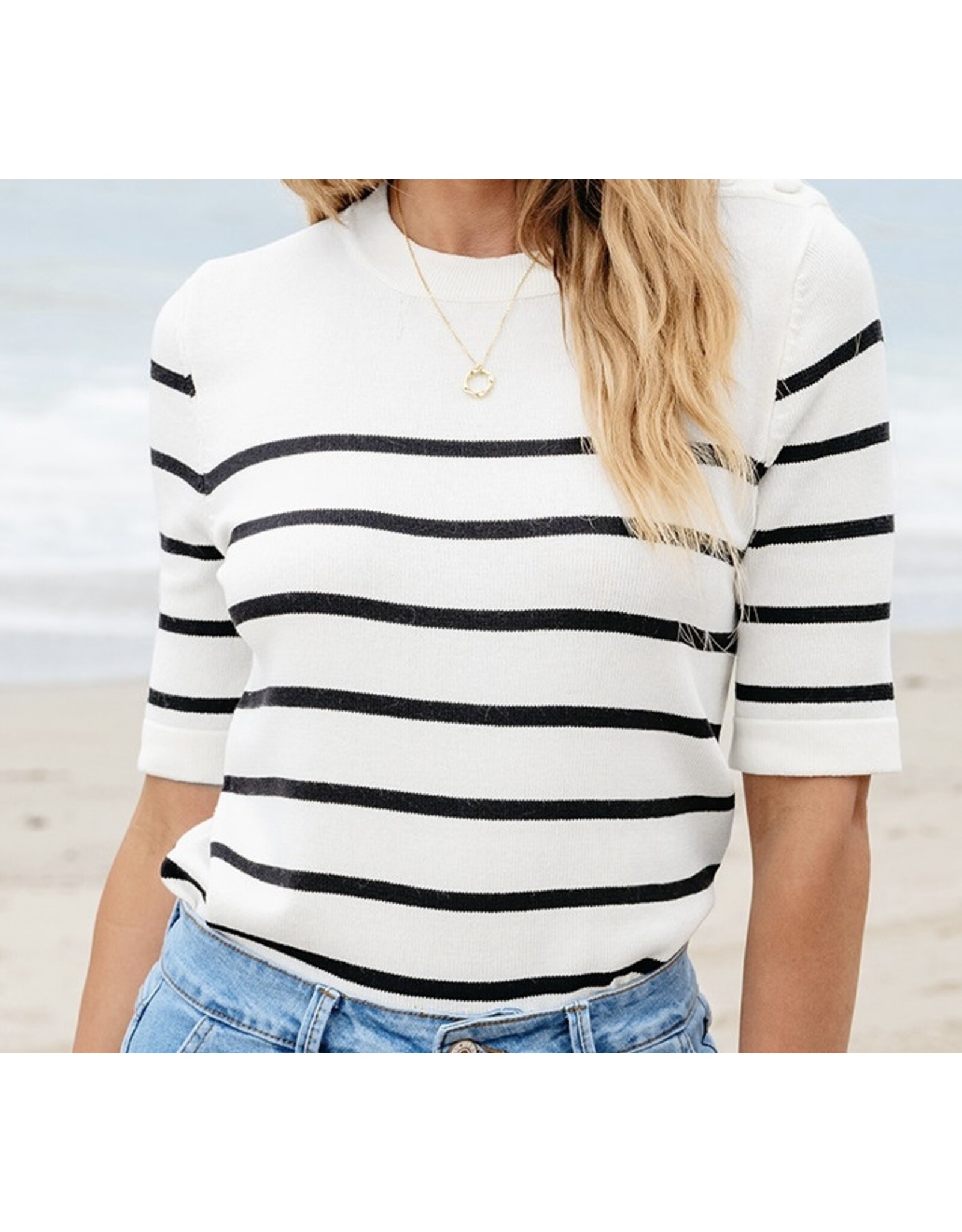 LATA White Stripe Half Slv Knitted Top