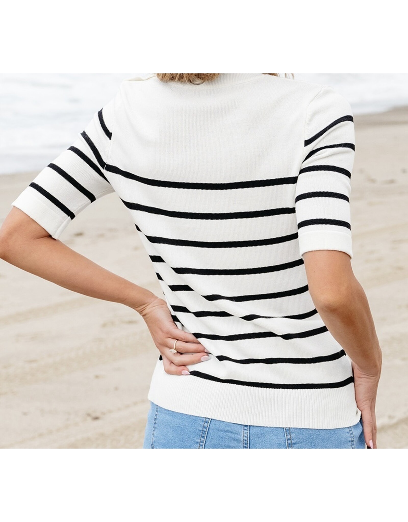 LATA White Stripe Half Slv Knitted Top