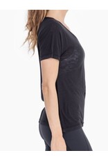 mono b v-neck core tee
