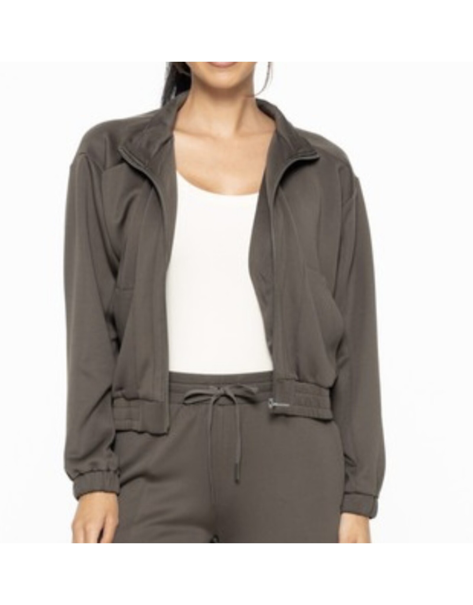 mono b Curvy Mock Neck Jacket