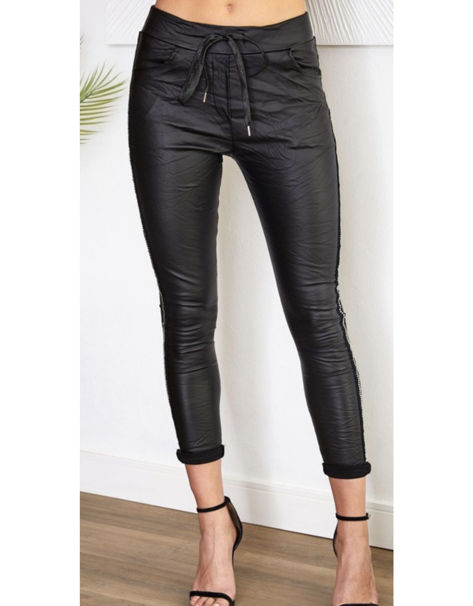 venti6 Crinkle jogger with flat stud side stripe shimmer drawstring