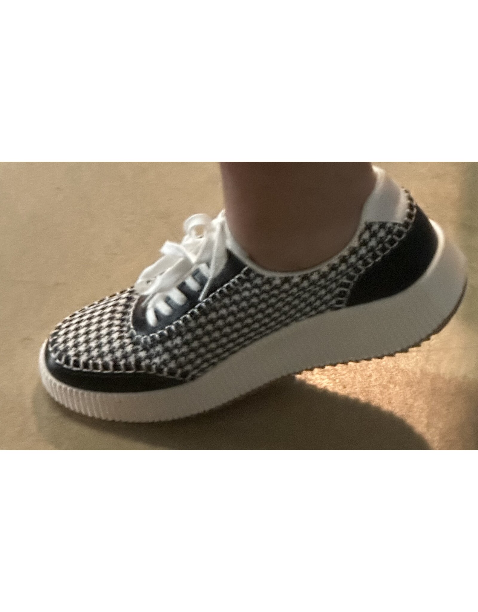 LATA Black White checkered tennis shoes