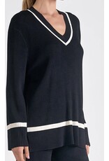 elan Black & white classic v neck sweater