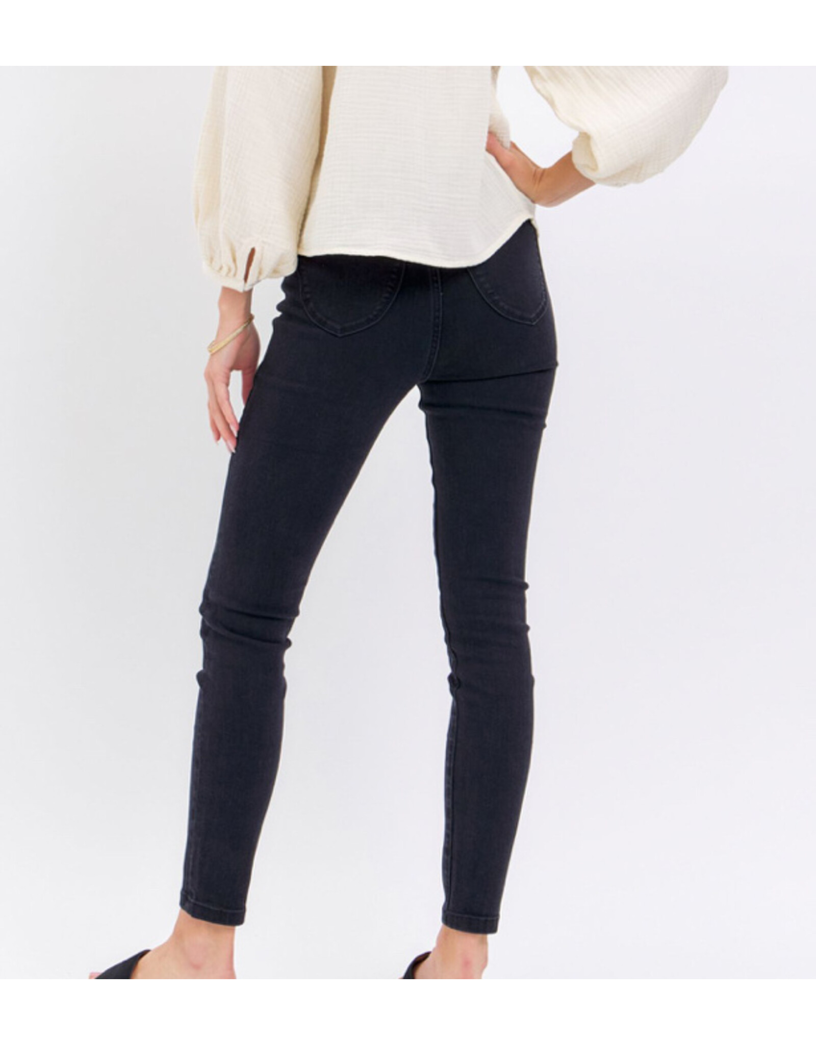 Judy Blue Judy Blue HW black pull on skinny jeans