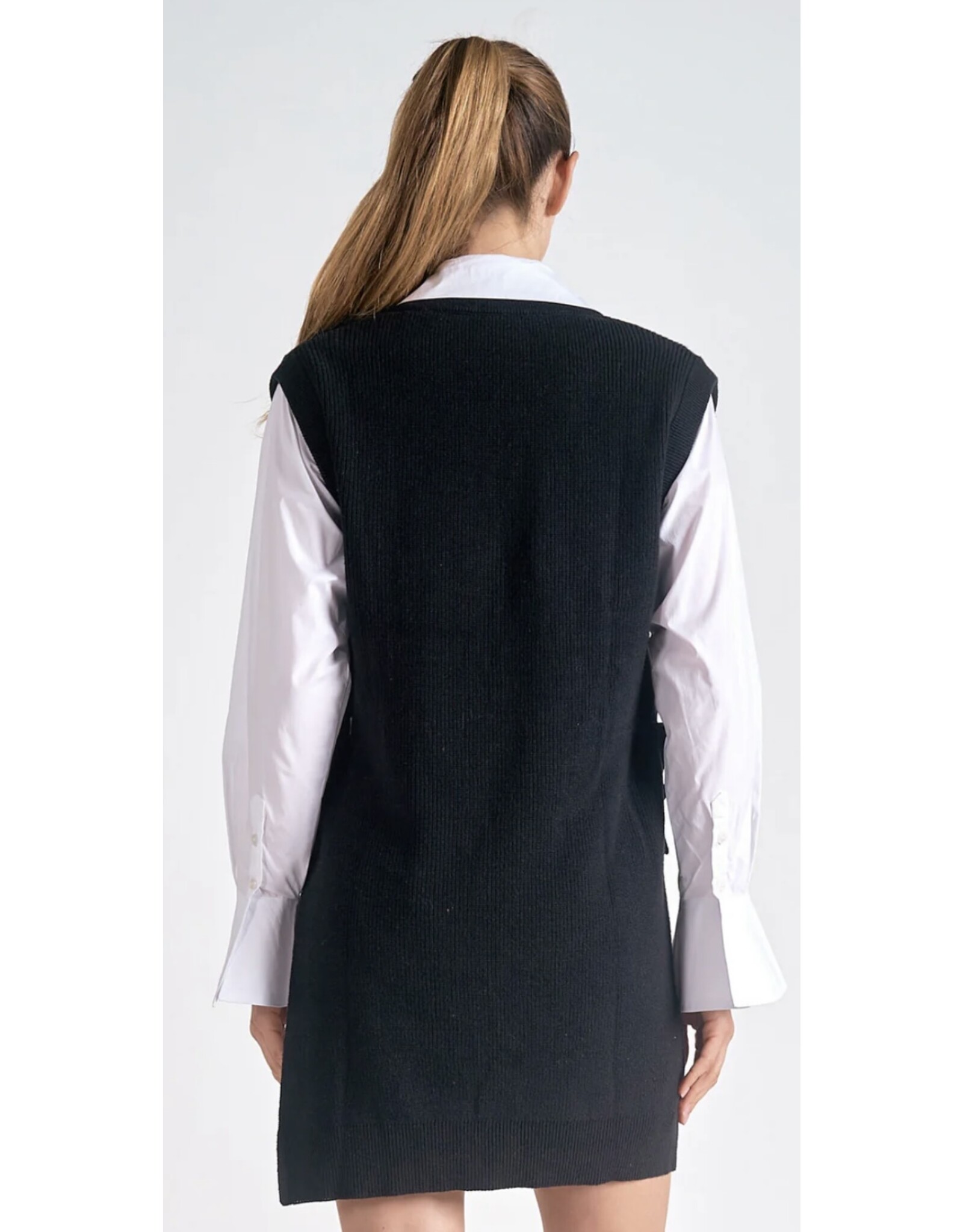 Elan Elan V neck black sweater layered dress