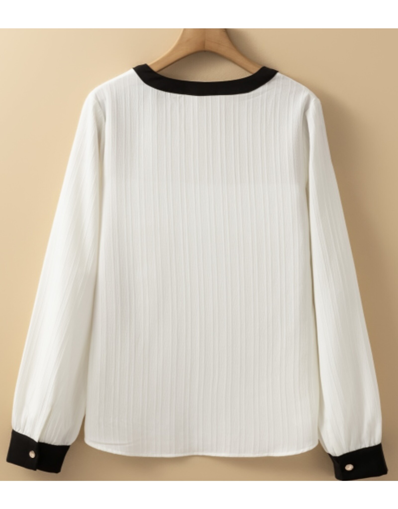 LATA White Textured Colorblock V Neck Elegant Blouse