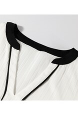 LATA White Textured Colorblock V Neck Elegant Blouse