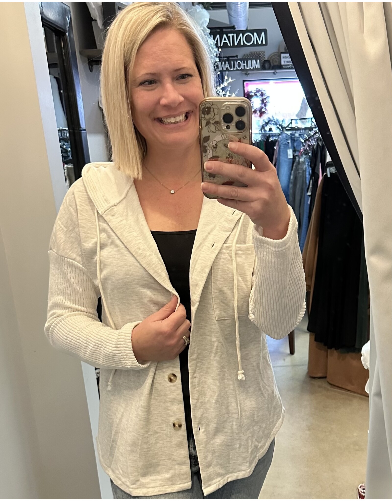 LATA Gray hooded jacket w/ white contrast knit sleeves