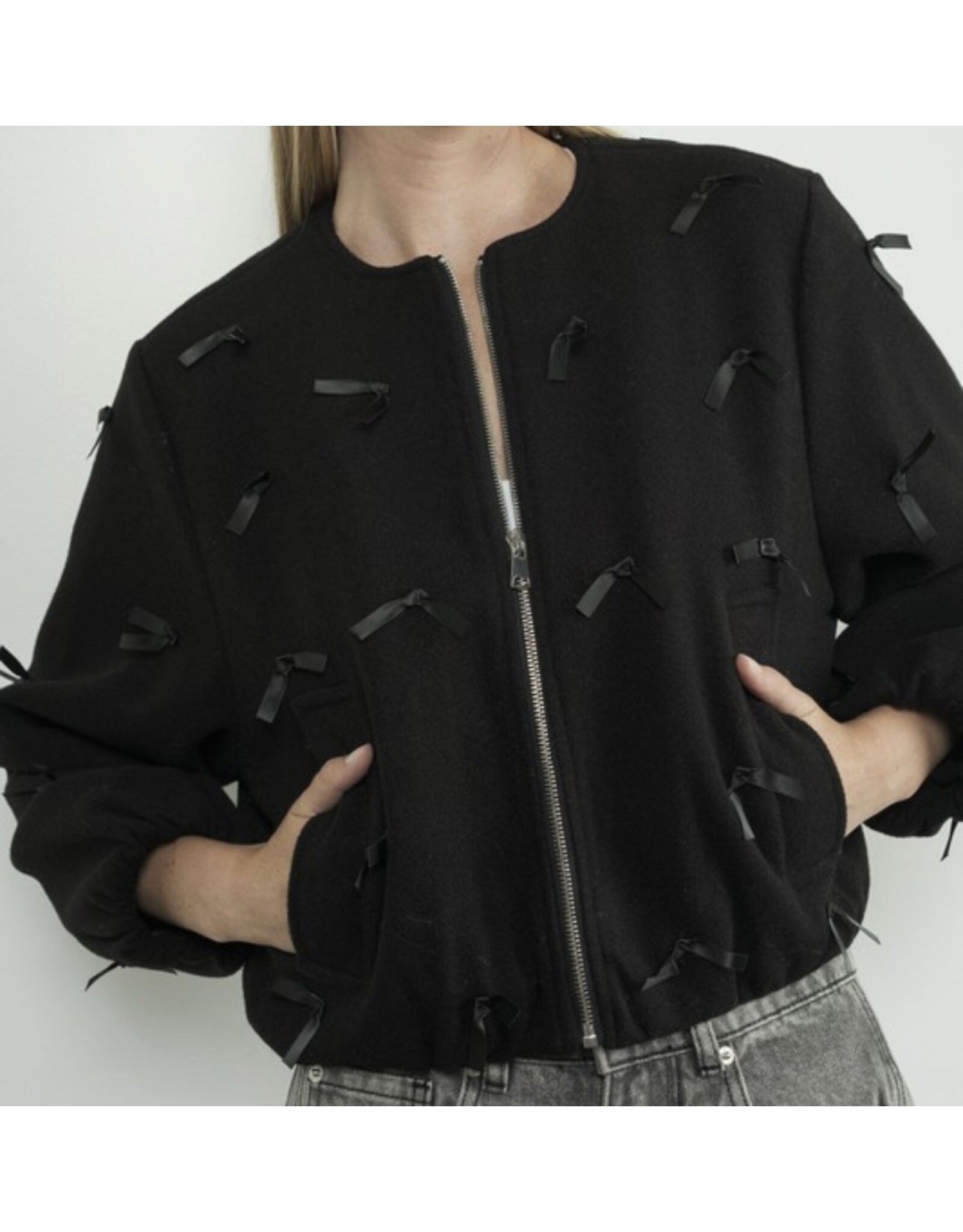 LATA Ribbon adorned jacket