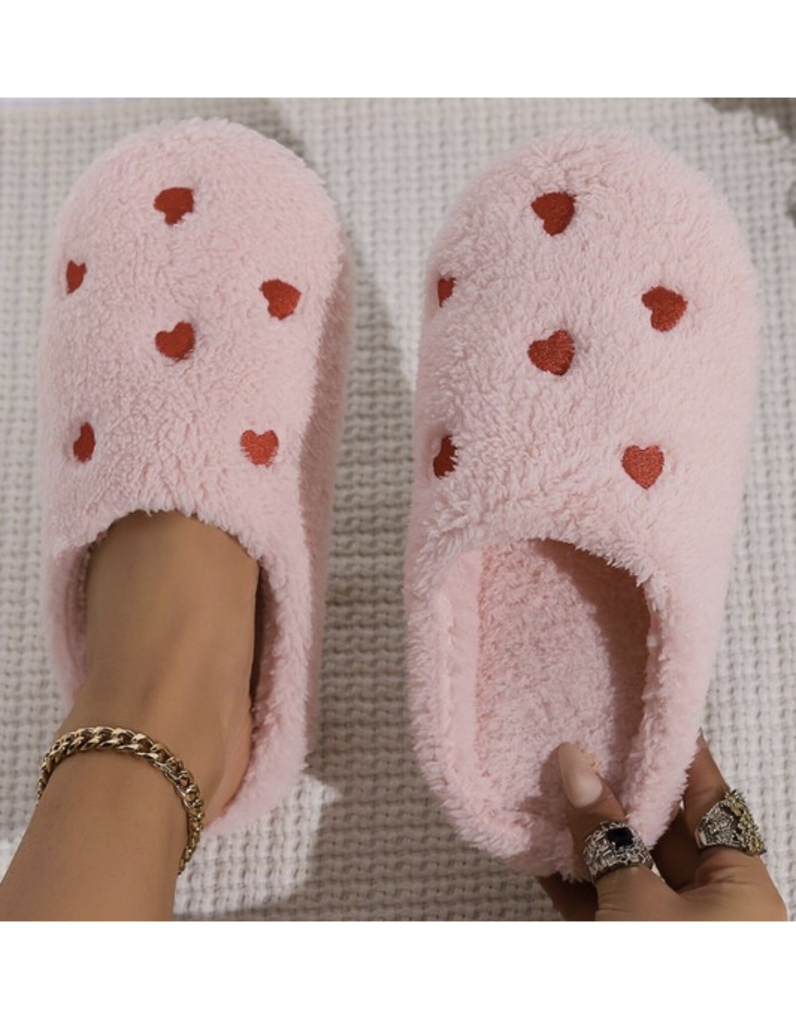 LATA Heart plush slippers