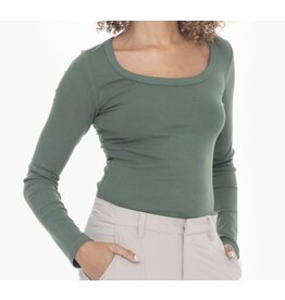 mono b slim fit scoop neck top