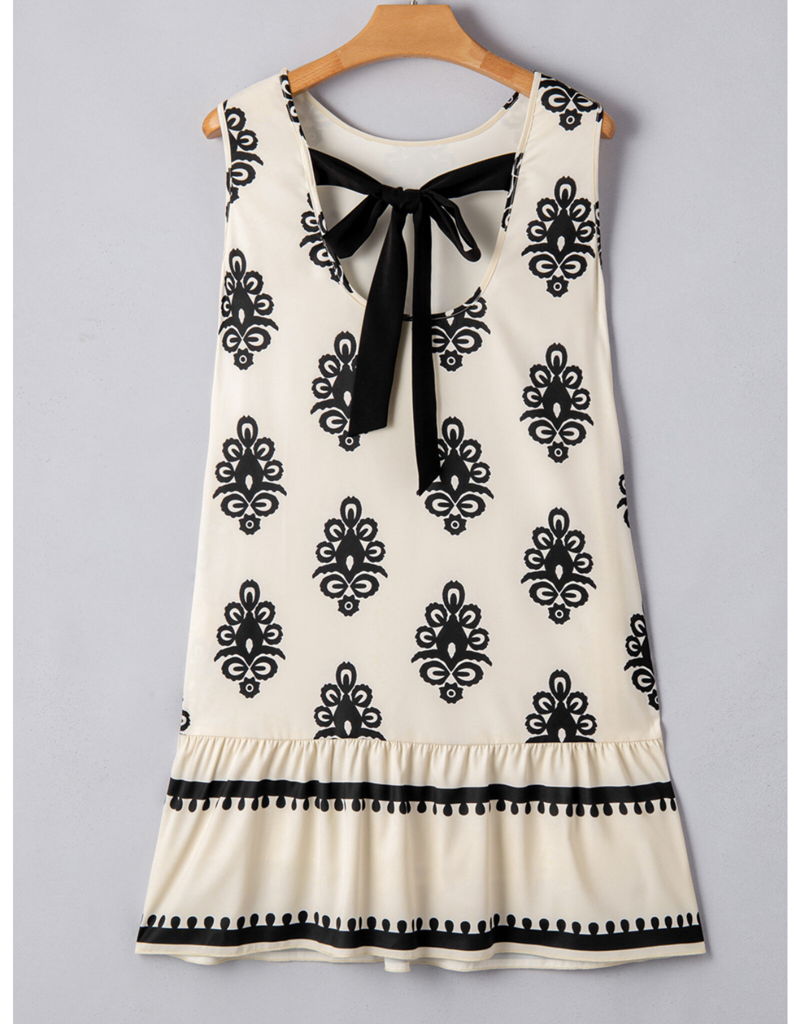 Geometric Sleeveless Hollowed Bowknot Mini Dress