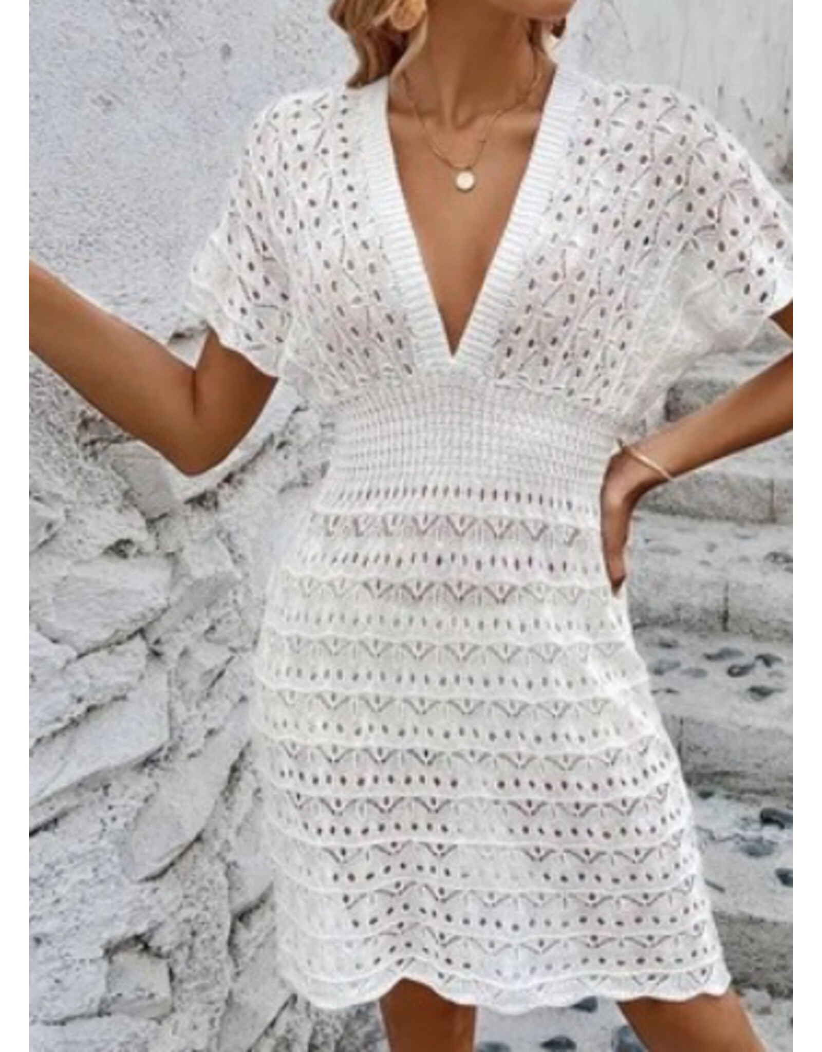 Miss sparkling White eyelet cover-up
