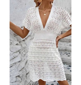 Miss sparkling White eyelet cover-up