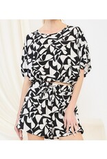 Abstract print dolman s/s top