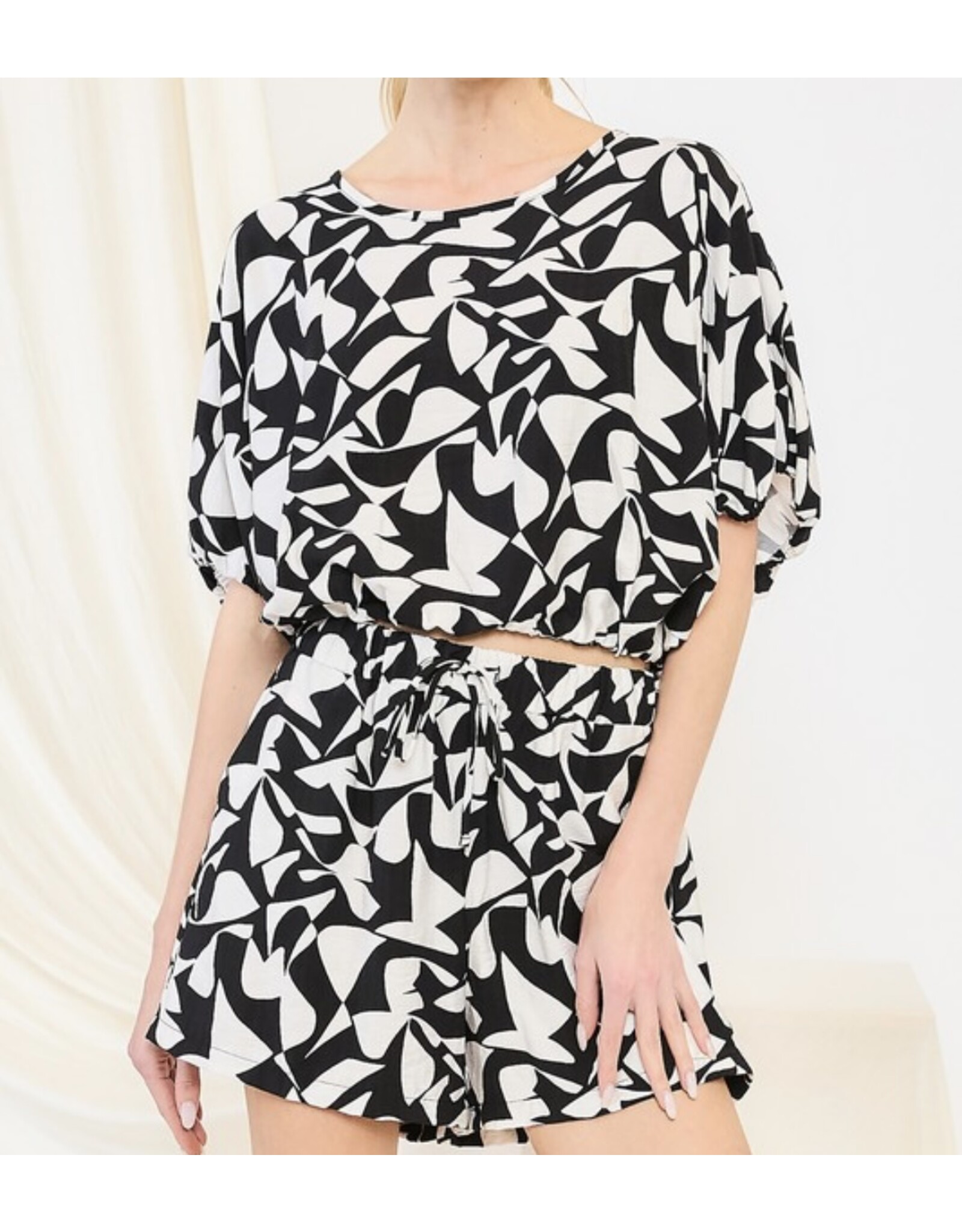 Abstract print dolman s/s top