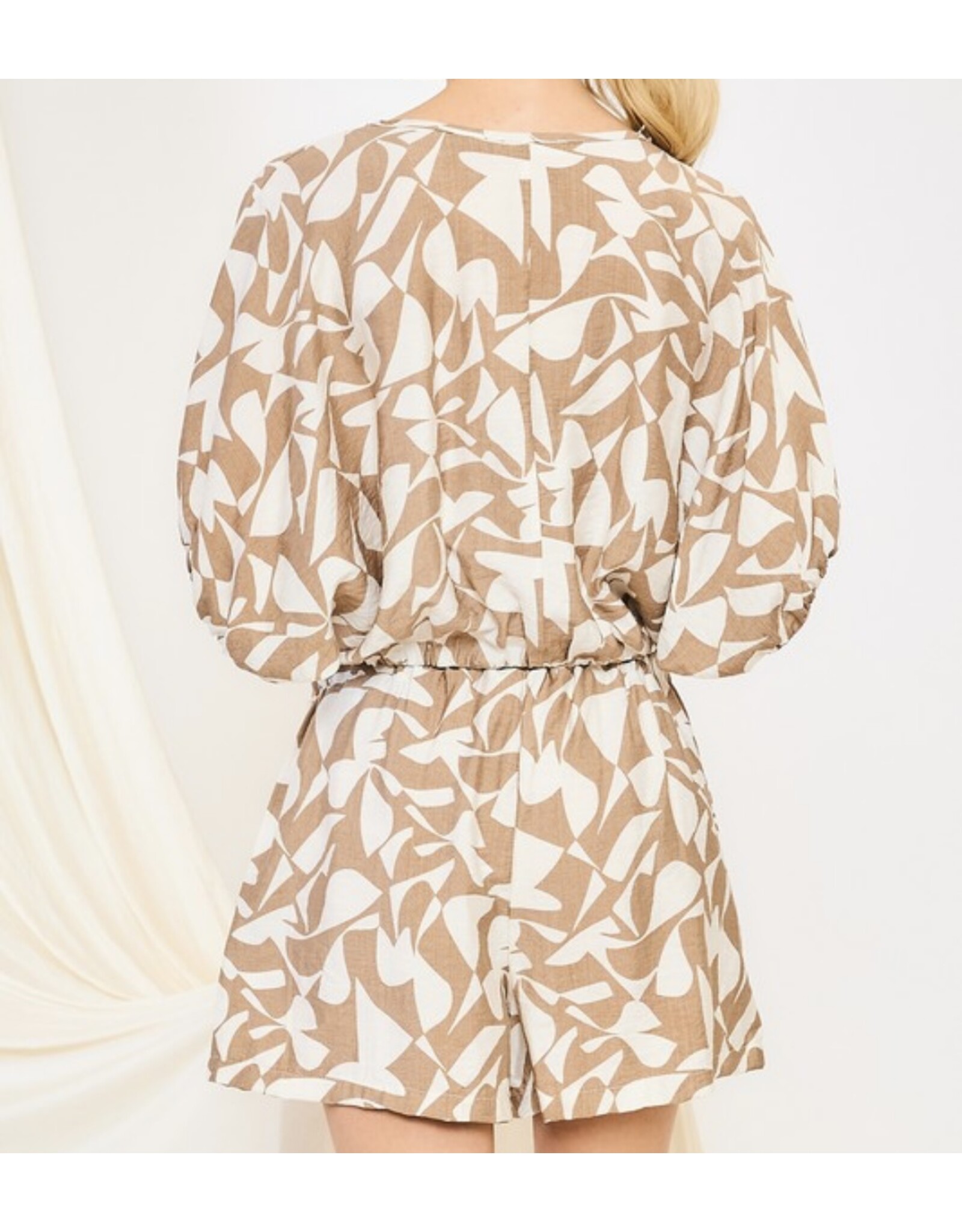 Abstract print dolman s/s top