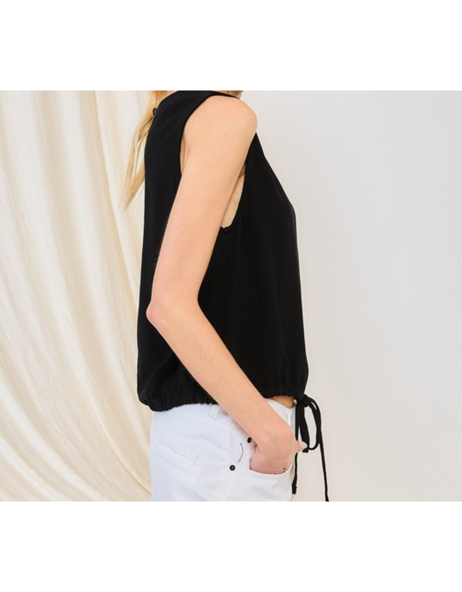 Linen sleeveless top