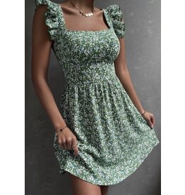 Miss sparkling Green floral dress